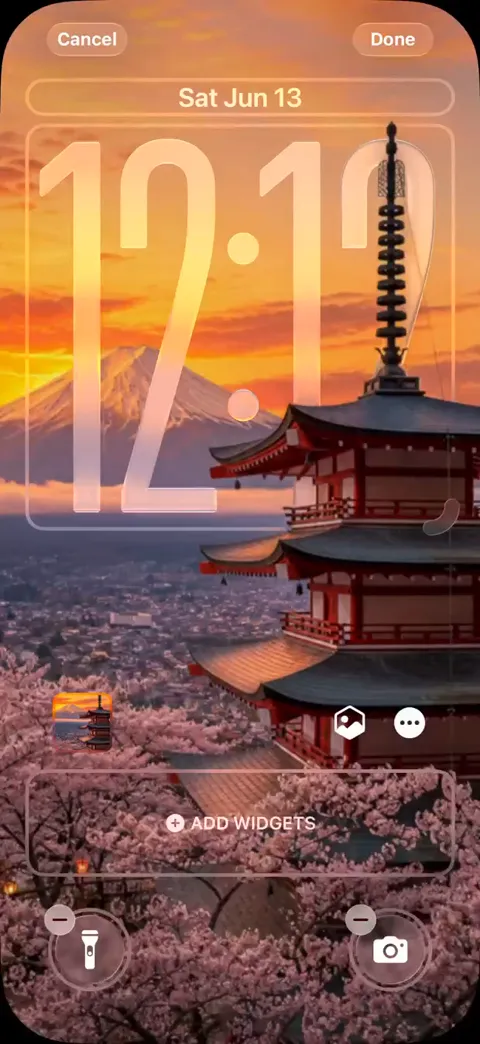 2Live pagoda live wallpaper on a lock screen
